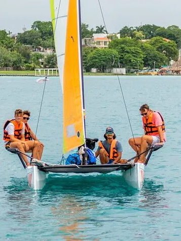 Catamarán Recreativo